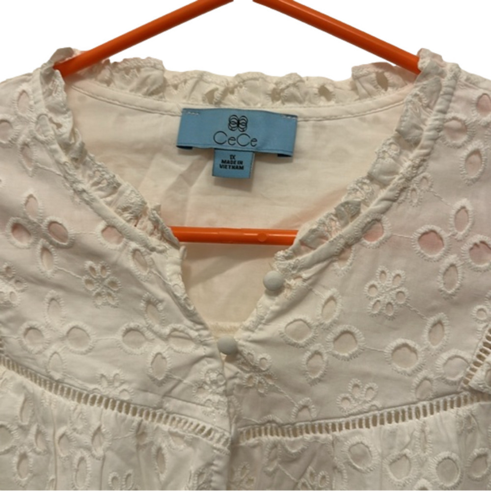 100% cotton lined eyelet button blouse - Picture 3 of 9